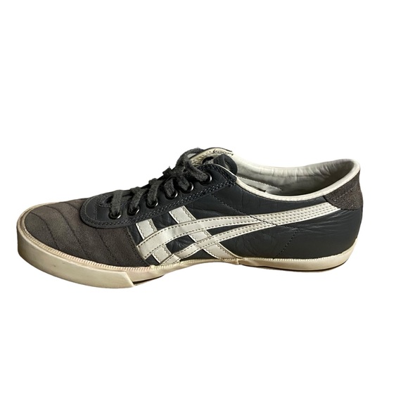 Onitsuka Tiger Men's Gray Low Top Leather Sneakers - Picture 4 of 8